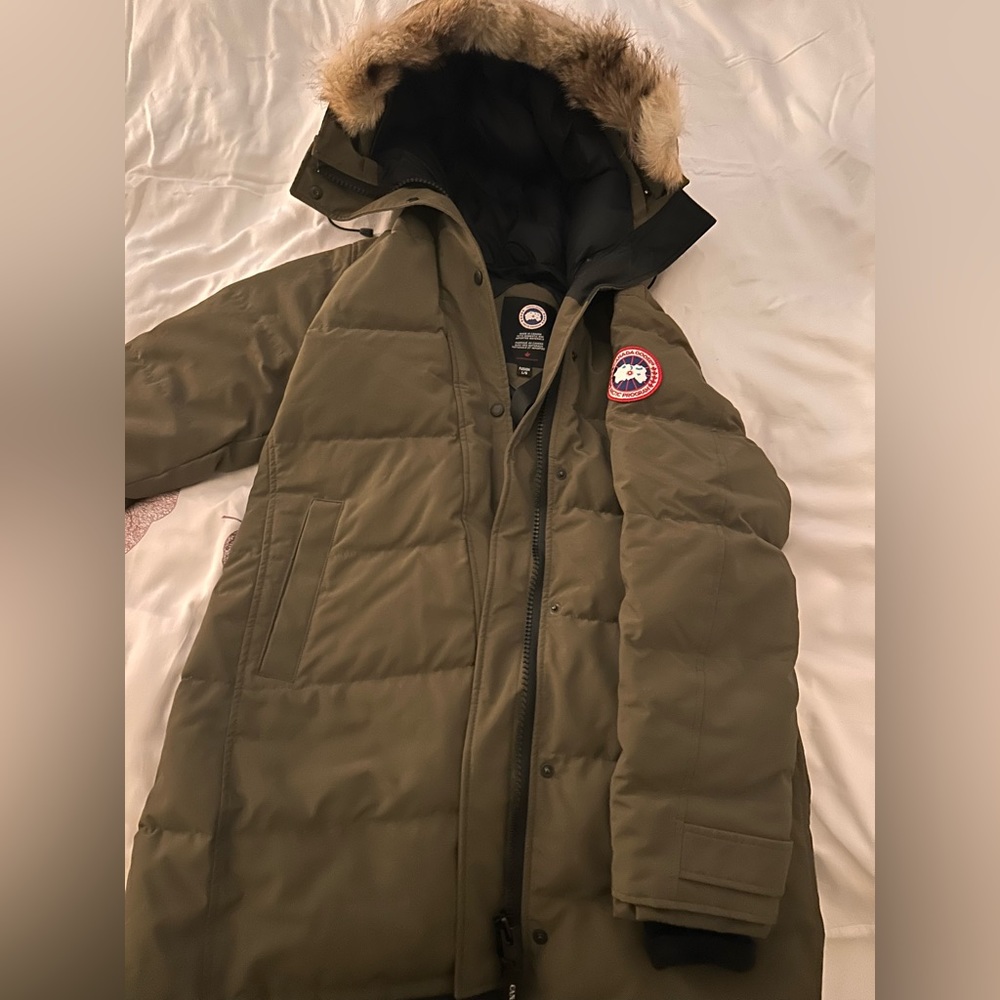 CANADA GOOSE SHELBURNE COAT OLIVE COLOR SIZE LARGE